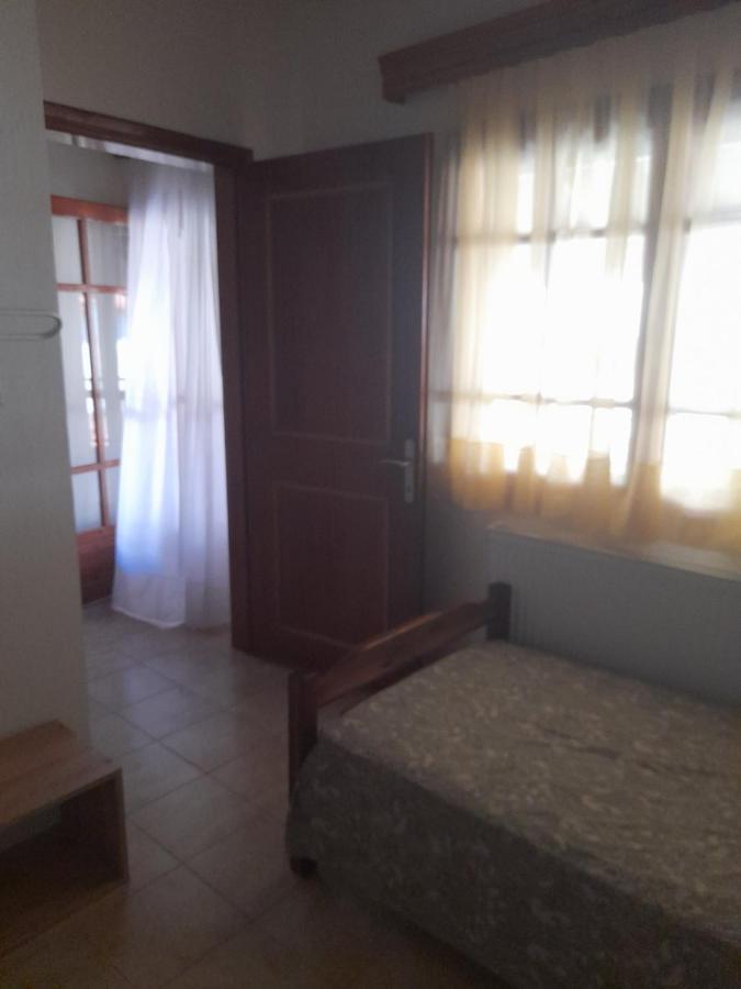 Adorable 2 Floors Two Bedroom Vacation Maisonette Nea Poteidaia Exterior photo